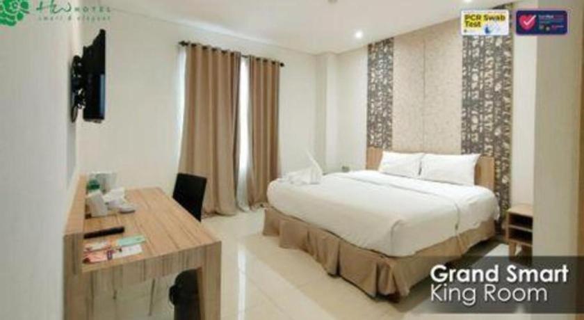 Hw Hotel Padang (Sumatra)
